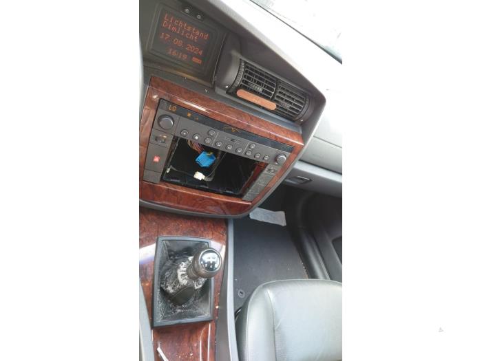 Opel Omega B Caravan 2.2 16V Sloopvoertuig (2003, Grijs)