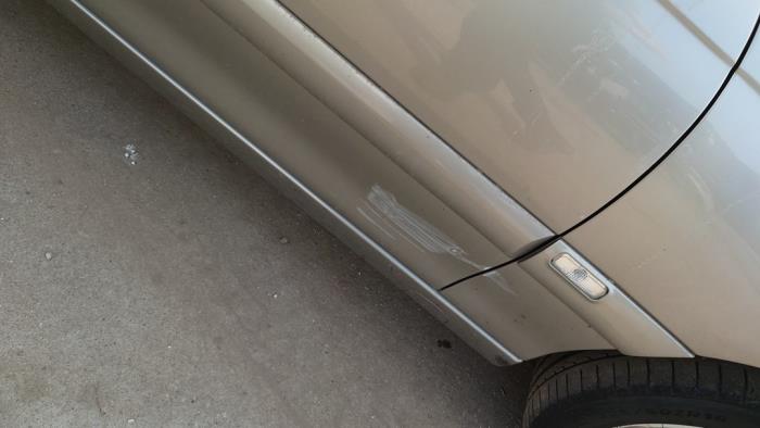 Opel Omega B Caravan 2.2 16V Sloopvoertuig (2003, Grijs)