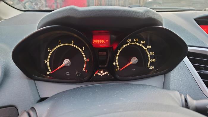 Ford Fiesta 6 1.25 16V Sloopvoertuig (2010, Grijs)