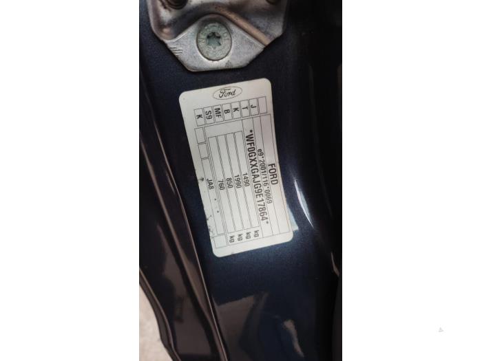 Ford Fiesta 6 1.25 16V Sloopvoertuig (2010, Grijs)