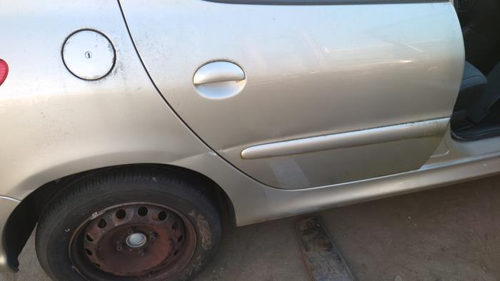 Peugeot 206 1.4 XR,XS,XT,Gentry Sloopvoertuig (2008, Grijs)