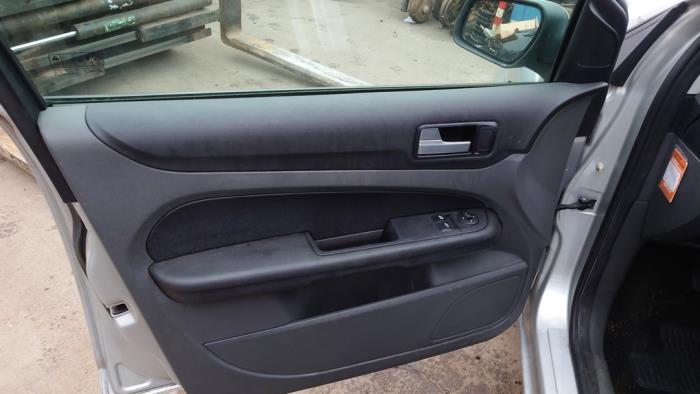 Ford Focus 2 1.6 16V Sloopvoertuig (2008, Grijs)