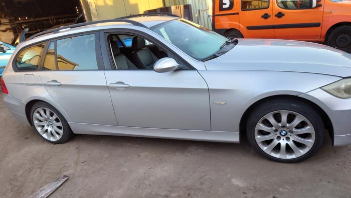 BMW 3 serie Touring 320d 16V Corporate Lease Sloopvoertuig (2006, Grijs)