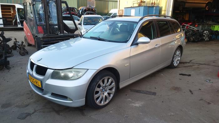 BMW 3 serie Touring 320d 16V Corporate Lease Sloopvoertuig (2006, Grijs)
