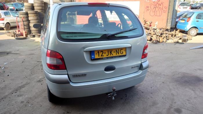 Renault Scénic I 1.6 16V Sloopvoertuig (2002, Grijs)