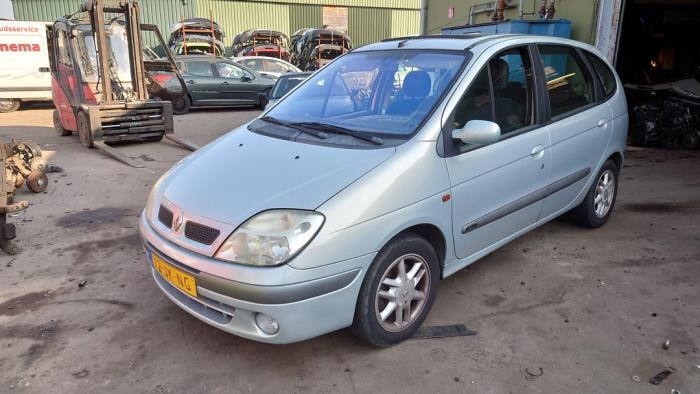Renault Scénic I 1.6 16V Sloopvoertuig (2002, Grijs)