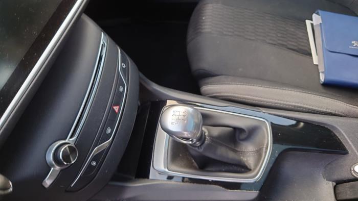 Peugeot 308 SW 1.2 12V e-THP PureTech 130 Sloopvoertuig (2015, Grijs)