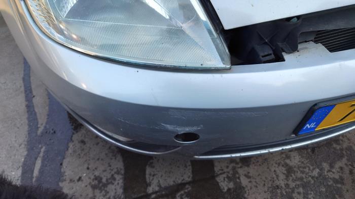 Ford Fiesta 5 1.4 16V Sloopvoertuig (2003, Grijs)