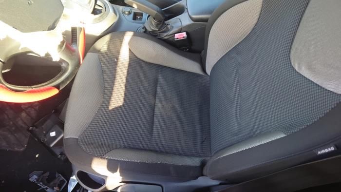 Peugeot 308 1.6 VTI 16V Sloopvoertuig (2010, Zwart)