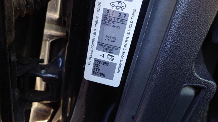 Peugeot 308 1.6 VTI 16V Sloopvoertuig (2010, Zwart)