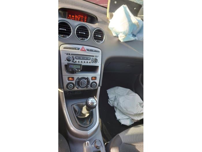 Peugeot 308 1.6 VTI 16V Sloopvoertuig (2010, Zwart)