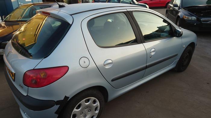 Peugeot 206 1.4 16V Sloopvoertuig (2004, Grijs)