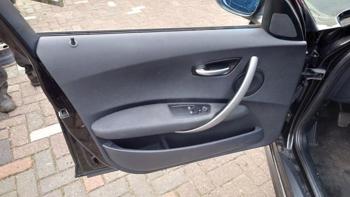 BMW 1 serie 116i 1.6 16V Sloopvoertuig (2006, Zwart)