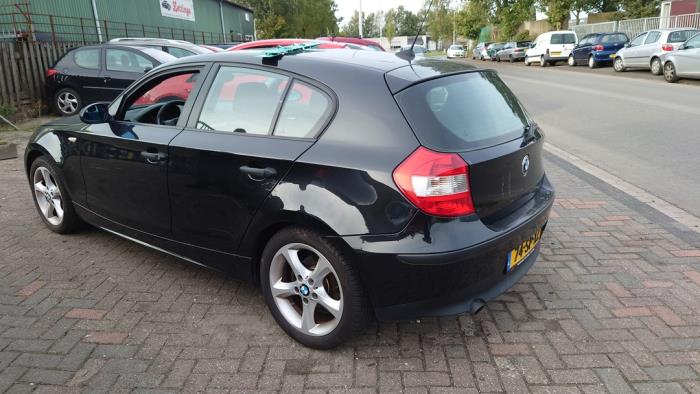 BMW 1 serie 116i 1.6 16V Sloopvoertuig (2006, Zwart)