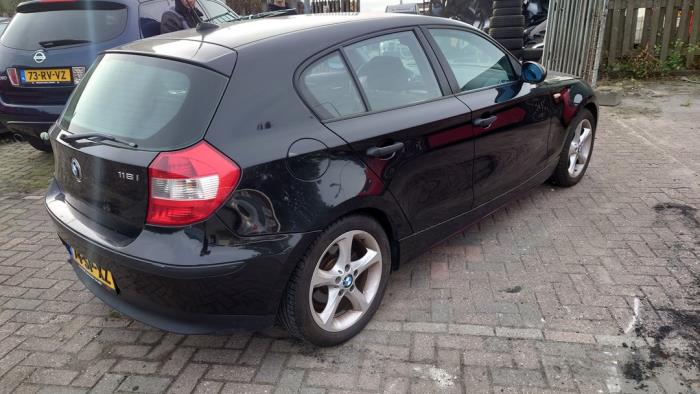 BMW 1 serie 116i 1.6 16V Sloopvoertuig (2006, Zwart)