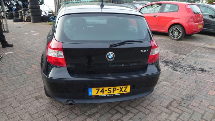 BMW 1 serie 116i 1.6 16V Sloopvoertuig (2006, Zwart)