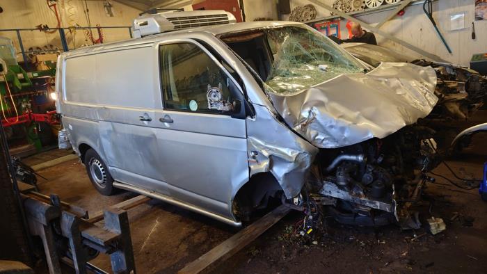 Volkswagen Transporter T5 1.9 TDi Sloopvoertuig (2005, Graniet)