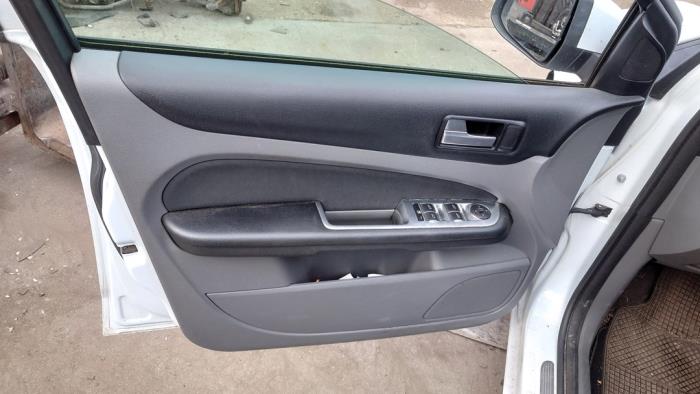 Ford Focus 2 Wagon 2.0 TDCi 16V Sloopvoertuig (2010, Wit)