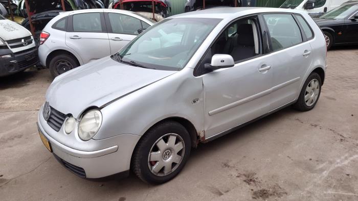 Volkswagen Polo IV 1.4 16V Sloopvoertuig (2002, Grijs)