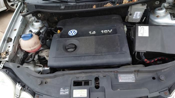 Volkswagen Polo IV 1.4 16V Sloopvoertuig (2002, Grijs)