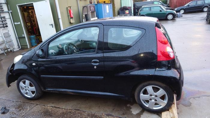 Peugeot 107 1.0 12V Sloopvoertuig (2006, Zwart)