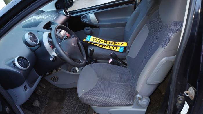 Peugeot 107 1.0 12V Sloopvoertuig (2006, Zwart)