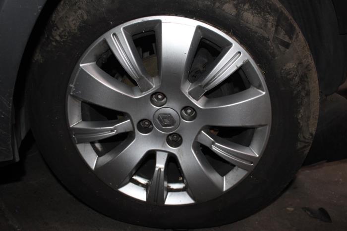 Renault Captur 0.9 Energy TCE 12V Sloopvoertuig (2014, Zilver)