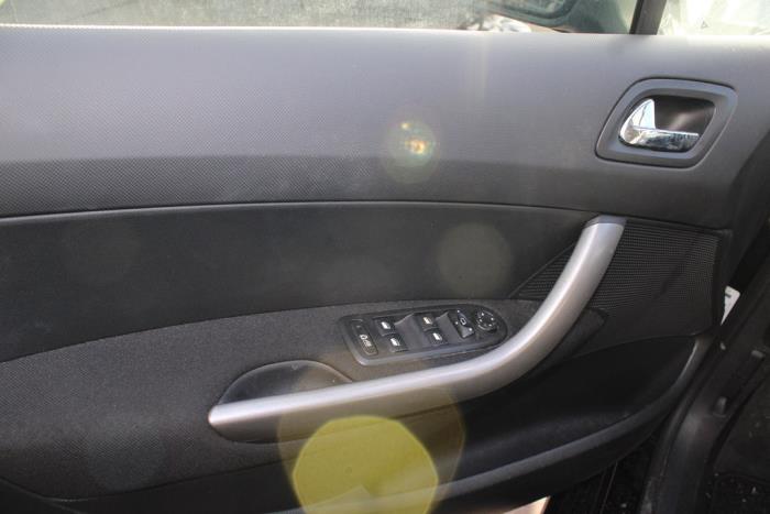 Peugeot 308 1.6 VTI 16V Sloopvoertuig (2011, Zwart)