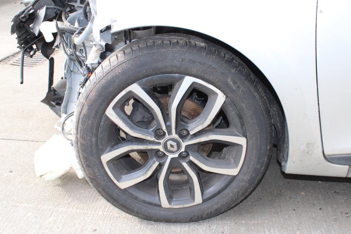 Renault Clio IV 0.9 Energy TCE 75 12V Sloopvoertuig (2018, Grijs)