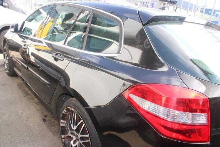 Renault Laguna III Estate 2.0 dCi 16V 150 Sloopvoertuig (2008, Zwart)