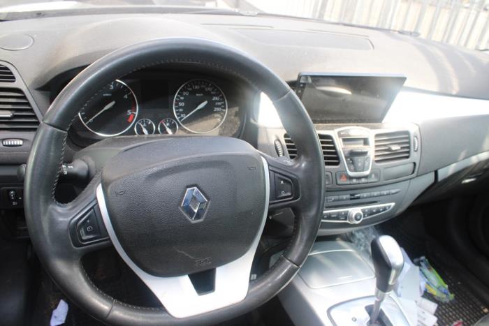 Renault Laguna III Estate 2.0 dCi 16V 150 Sloopvoertuig (2008, Zwart)
