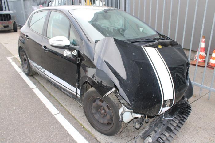 Peugeot 208 I 1.0 Vti 12V PureTech Sloopvoertuig (2016, Zwart)