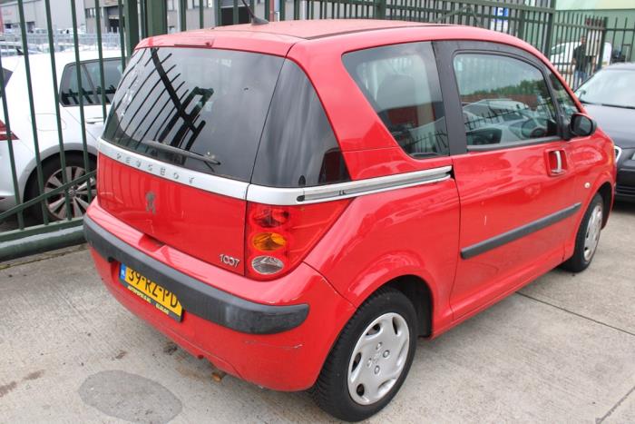 Peugeot 1007 1.4 Sloopvoertuig (2005, Rood)