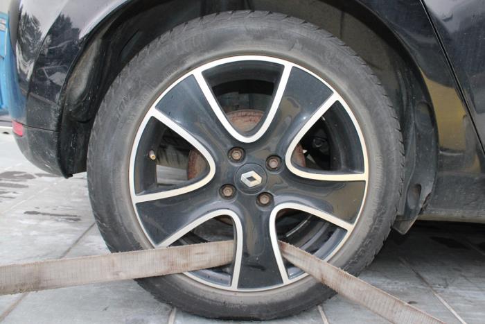 Renault Clio IV 0.9 Energy TCE 90 12V Sloopvoertuig (2014, Zwart)