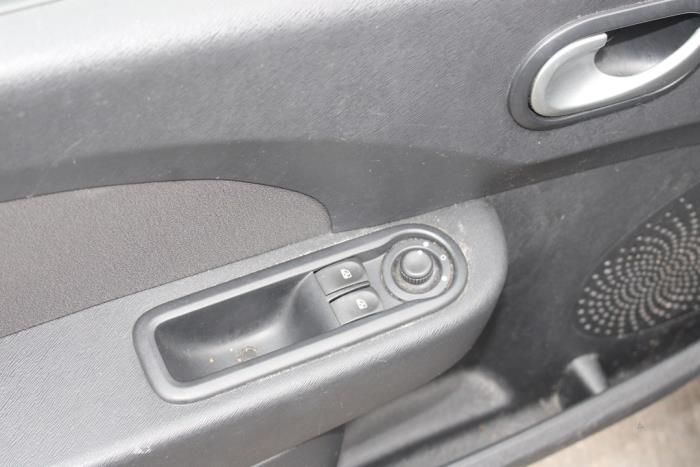 Renault Twingo II 1.2 16V Sloopvoertuig (2010, Blauw)