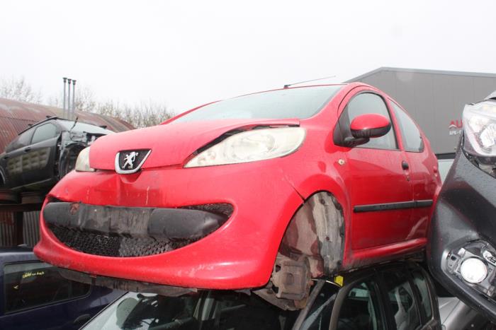 Peugeot 107 1.0 12V Sloopvoertuig (2008, Rood)