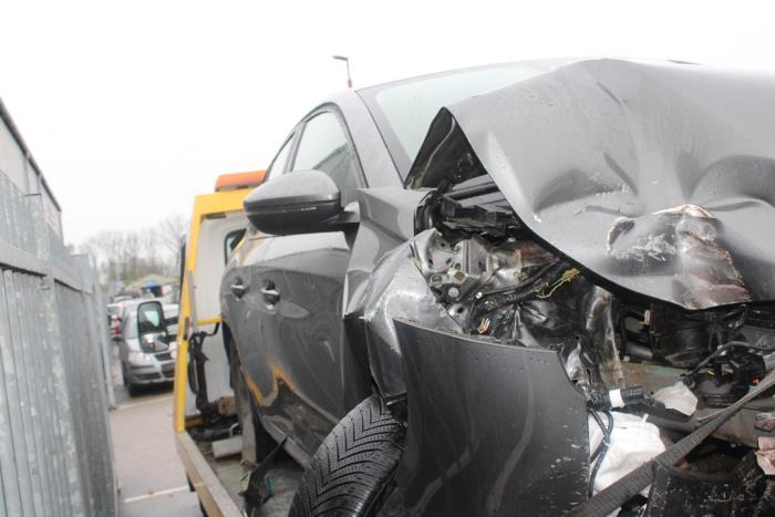 Peugeot 208 II 1.2 Vti 12V PureTech 75 Sloopvoertuig (2020, Grijs)