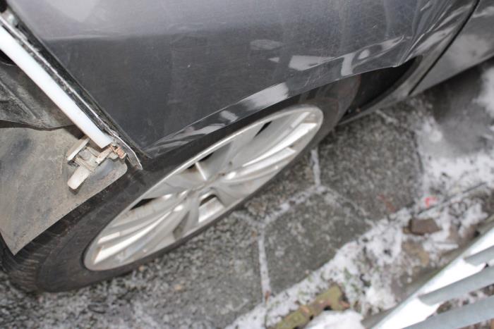 Peugeot 308 1.2 12V e-THP PureTech 110 Sloopvoertuig (2016, Grijs)