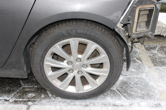 Peugeot 308 1.2 12V e-THP PureTech 110 Sloopvoertuig (2016, Grijs)