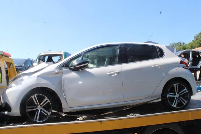 Peugeot 208 I 1.2 12V e-THP PureTech 110  (Sloop)