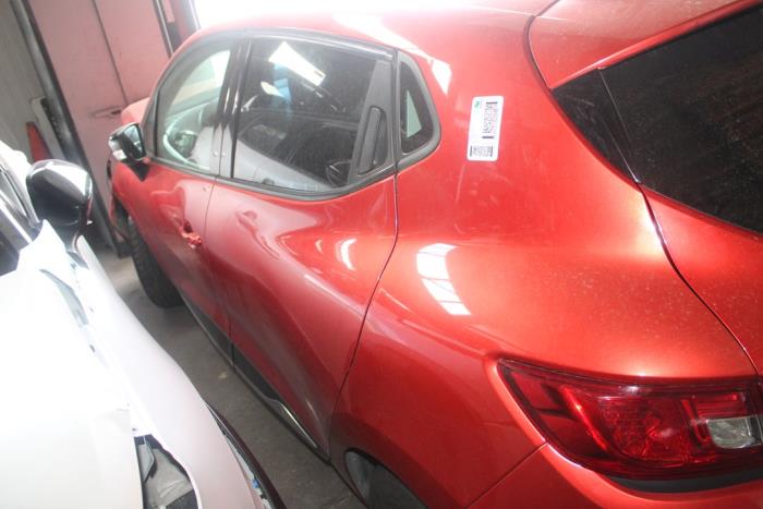 Renault Clio IV 0.9 Energy TCE 90 12V Sloopvoertuig (2013, Rood)