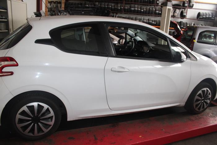 Peugeot 208 I 1.0 Vti 12V PureTech  (Sloop)