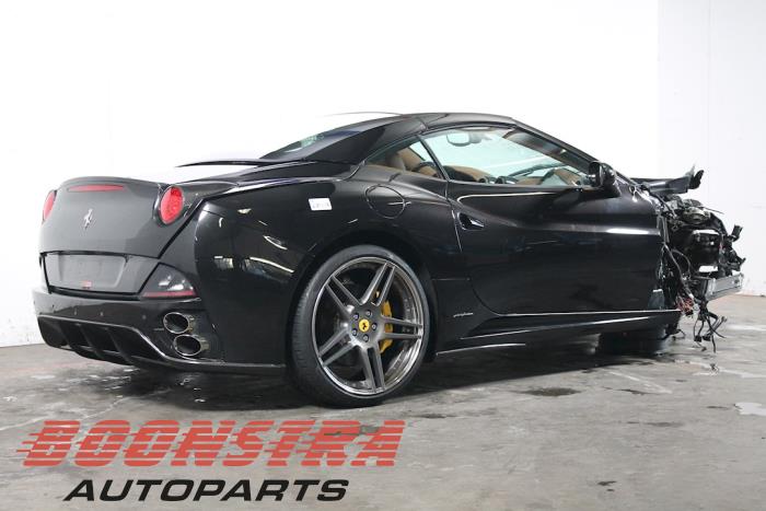 Ferrari California 4.3 V8 32V Sloopvoertuig (2012, Zwart)