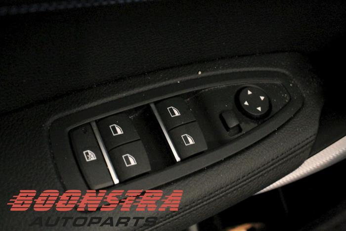 BMW 1 serie 116i 1.5 12V Sloopvoertuig (2019, Zwart)