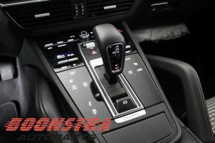 Porsche Cayenne Coupe 3.0 V6 24V Turbo Sloopvoertuig (2019, Zwart)