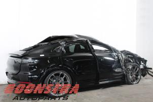 Porsche Cayenne Coupe 3.0 V6 24V Turbo Sloopvoertuig (2019, Zwart)