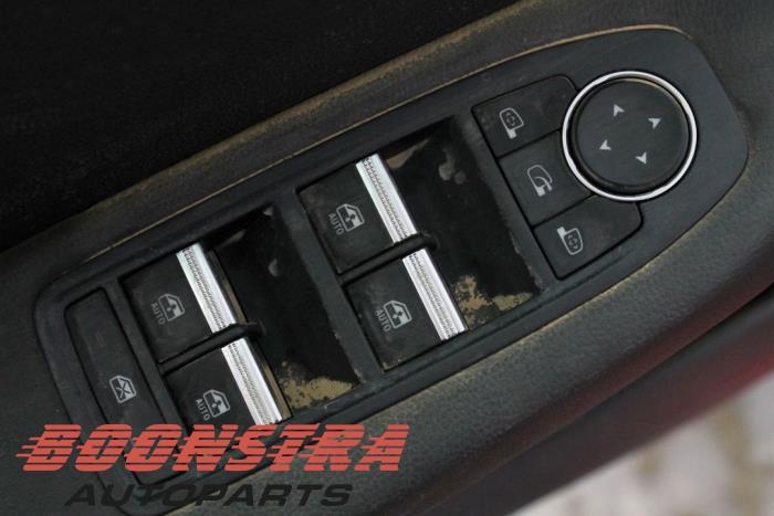 Renault Clio V 1.3 TCe 130 16V Sloopvoertuig (2019, Rood)