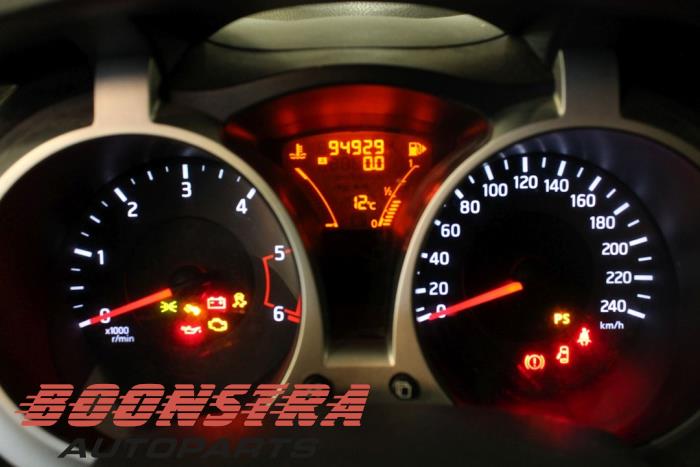 Nissan Juke 1.5 dCi Sloopvoertuig (2011, Grijs)