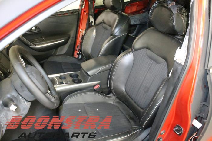 Renault Kadjar 1.2 Energy TCE 130 Sloopvoertuig (2017, Rood)