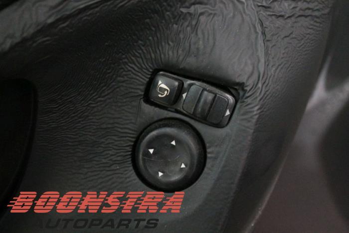 Renault Kadjar 1.2 Energy TCE 130 Sloopvoertuig (2017, Rood)